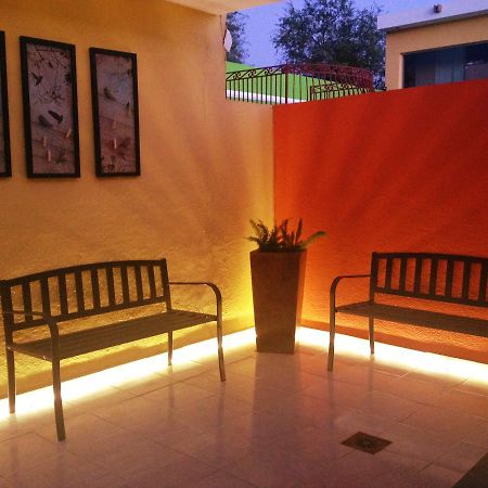 Hotel Jardin Heroica Caborca 外观 照片
